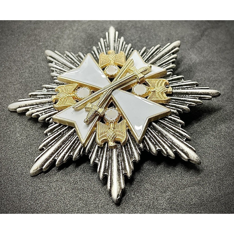 Stella della Gran Croce dell'Ordine Dell'Aquila - con Spade (Argento)