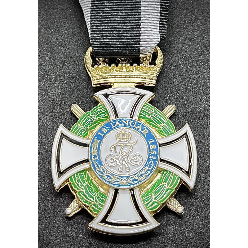 Ordine di Hohenzollern - Croce di Cavaliere con Spade