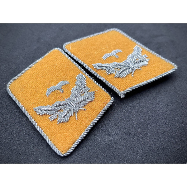 Mostrine Luftwaffe - Leutnant