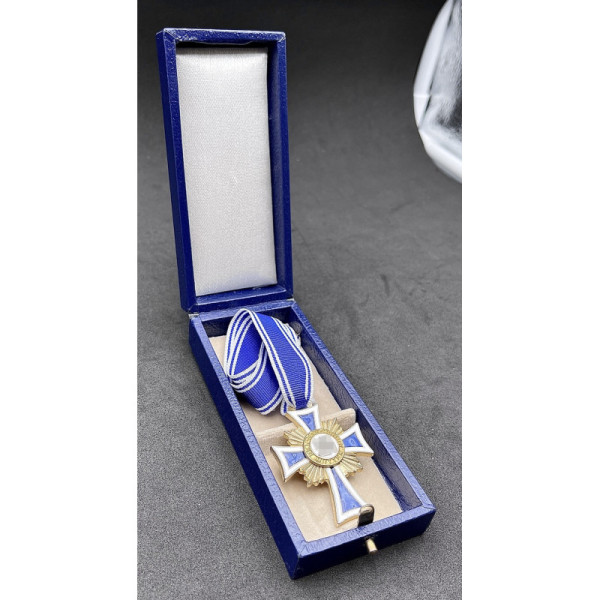 -Fall für Ehrenkreuz der Deutschen Mutter (Medaille nicht enthalten)