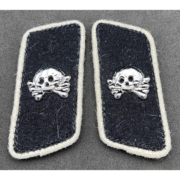 Panzer Collar Tabs - Fallschirm-Panzer-Division 1 "Hermann Göring"