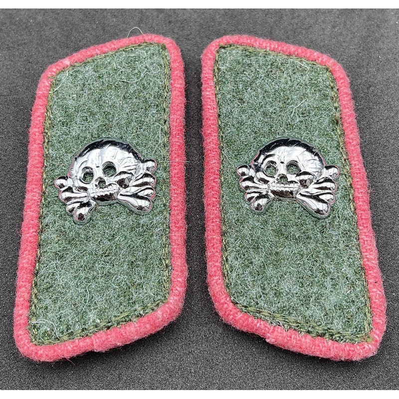 Panzer Collar Tabs - Panzerjäger of the Fallschirm-Panzer-Division 1 "Hermann Göring"
