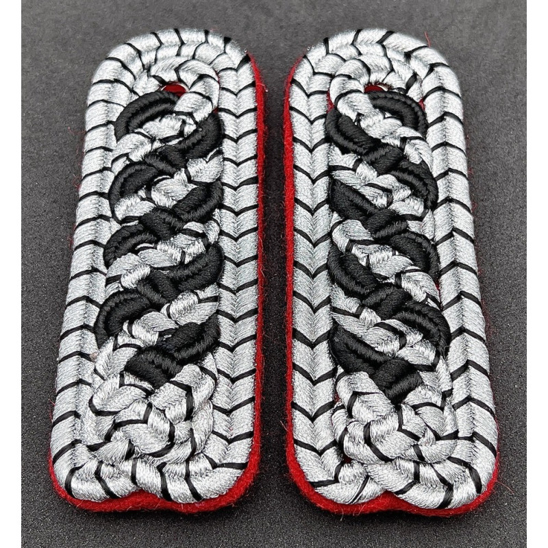 Shoulder Boards - Meister