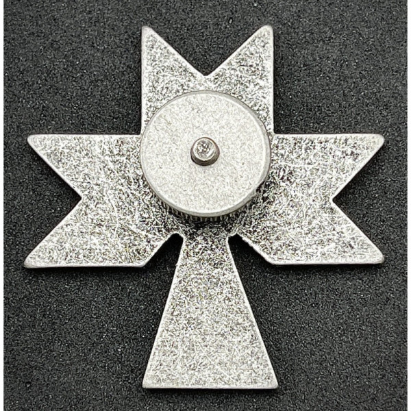 Military Order of the Iron Trefoil, 2nd Class (with screw)