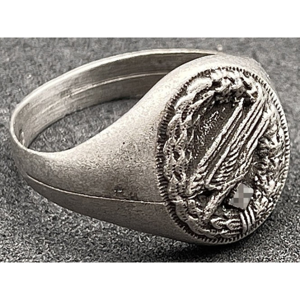 Fallschirmschützenabzeichen Ring