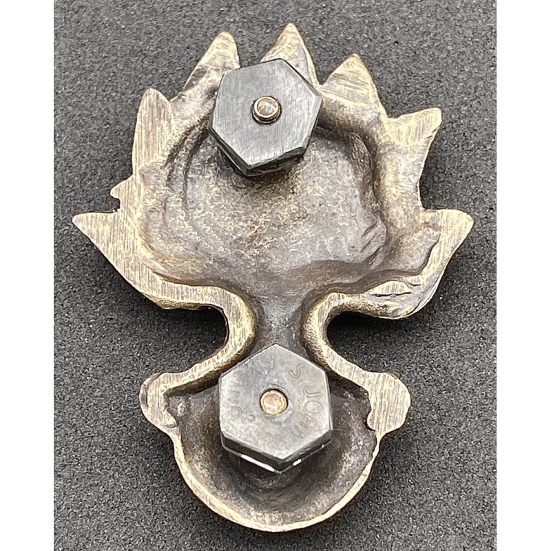 Carabinieri cap badge 1940