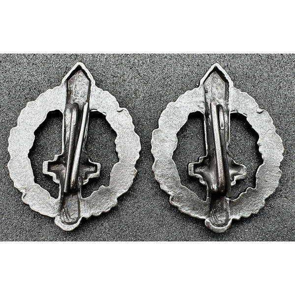 Collar Tabs Badge - Dagger Black (Couple) 2