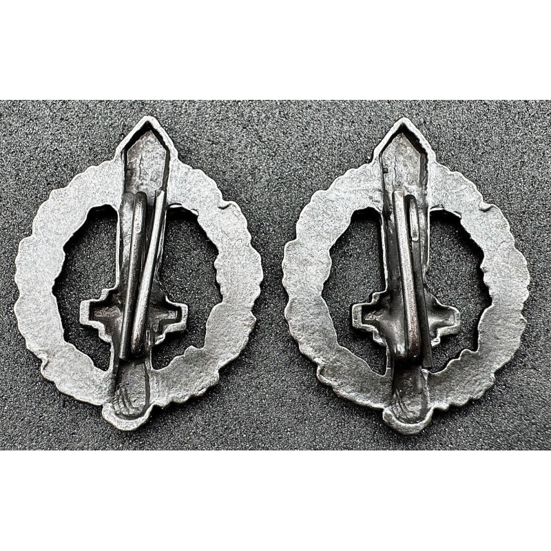 Collar Tabs Badge - Dagger Black (Couple)