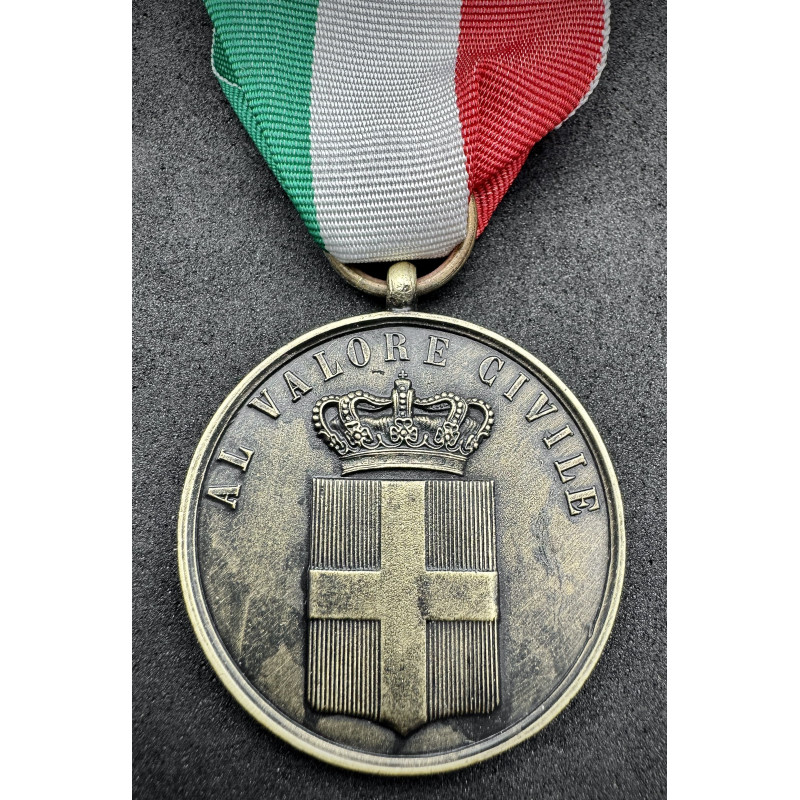 Medal for Civil Valor of the Kingdom of Italy (Bronze)