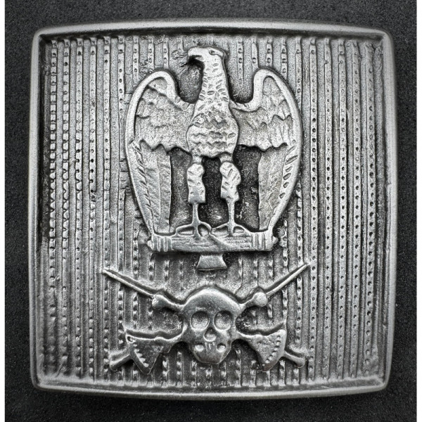 Buckle - Musketeers of Mussolini
