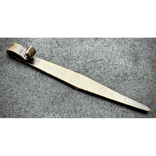 Flache Anstecknadel für Abzeichen und Medaillen (Bronze)