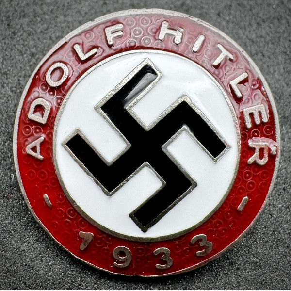 Badge Adolf Hitler 1933 (Bigger Variant)