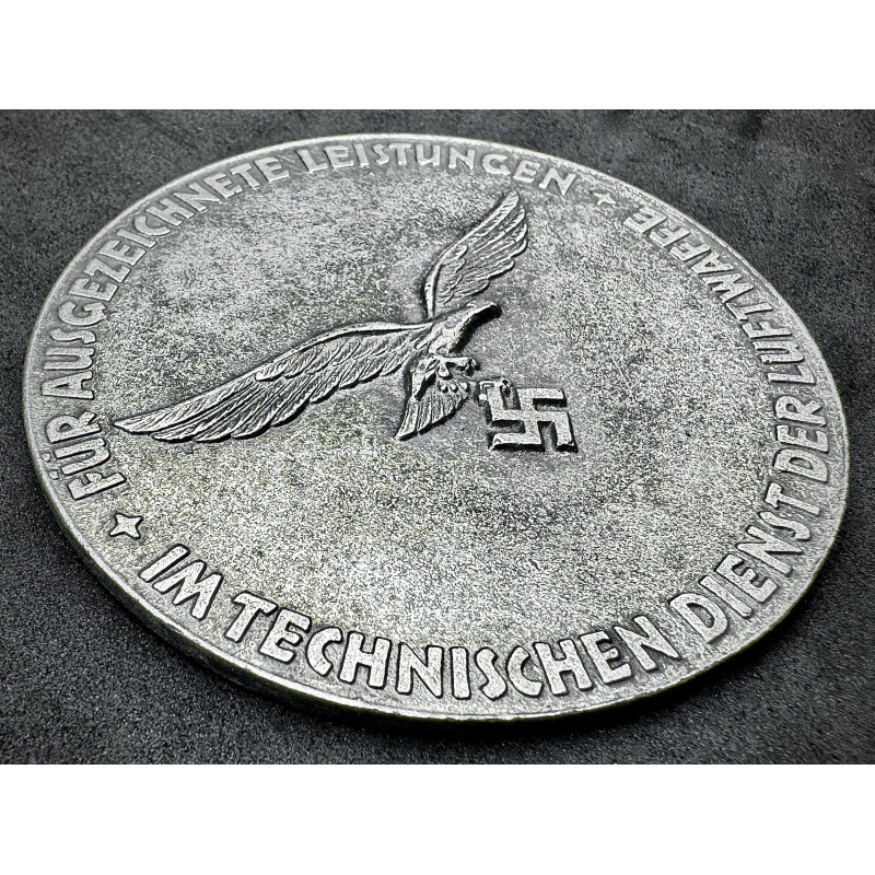 Medaille für ausgezeichnete Leistungen im technischen Dienst der Luftwaffe