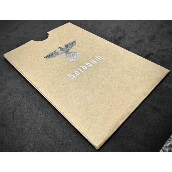 German Heer Soldbuch Sleeve