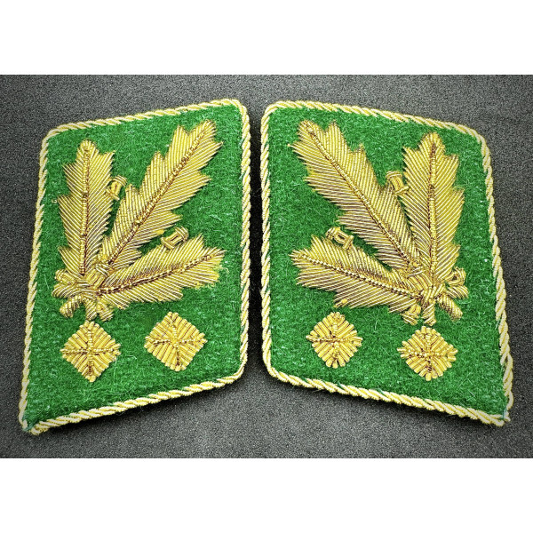 Mostrine Polizei - General