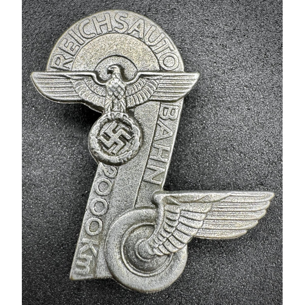 Abzeichen 2000 Km Reichsautobahn 1936 für Teilnehmer der Eröffnungsfeier