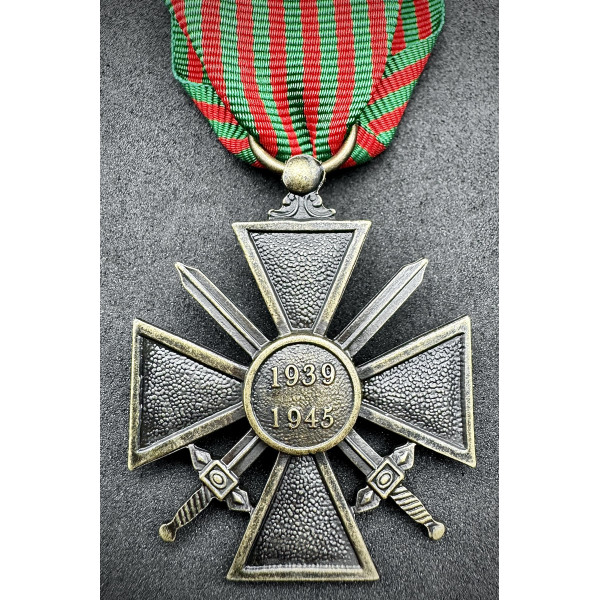 Kriegskreuz (Croix de Guerre) 1939-1945 2