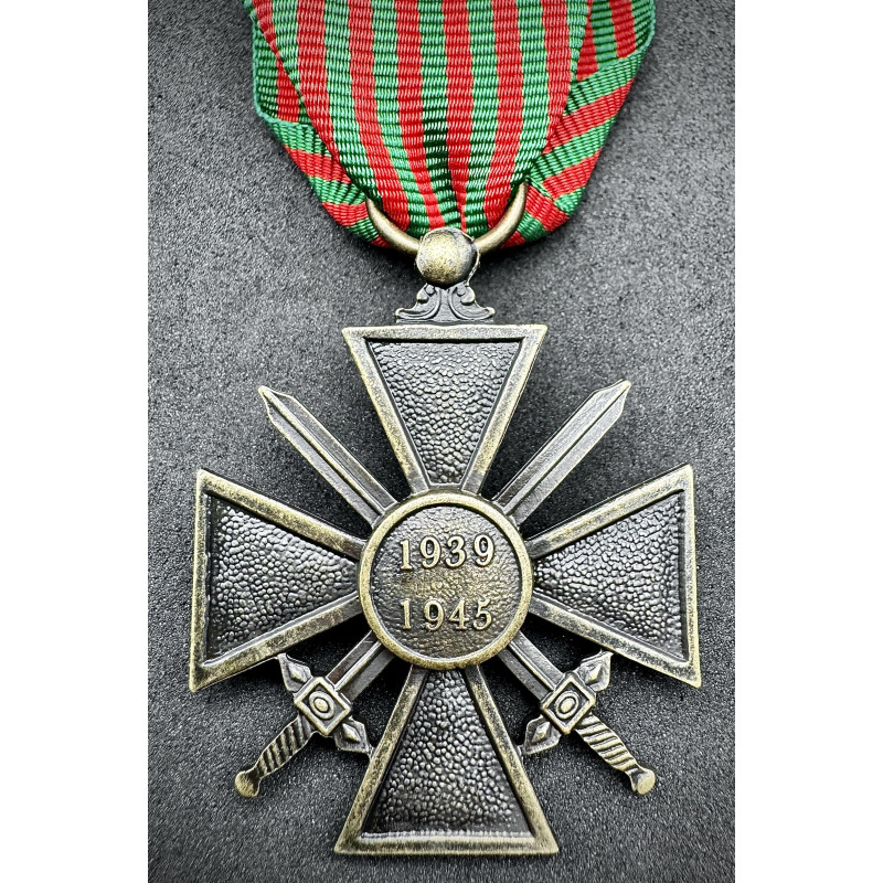 Kriegskreuz (Croix de Guerre) 1939-1945