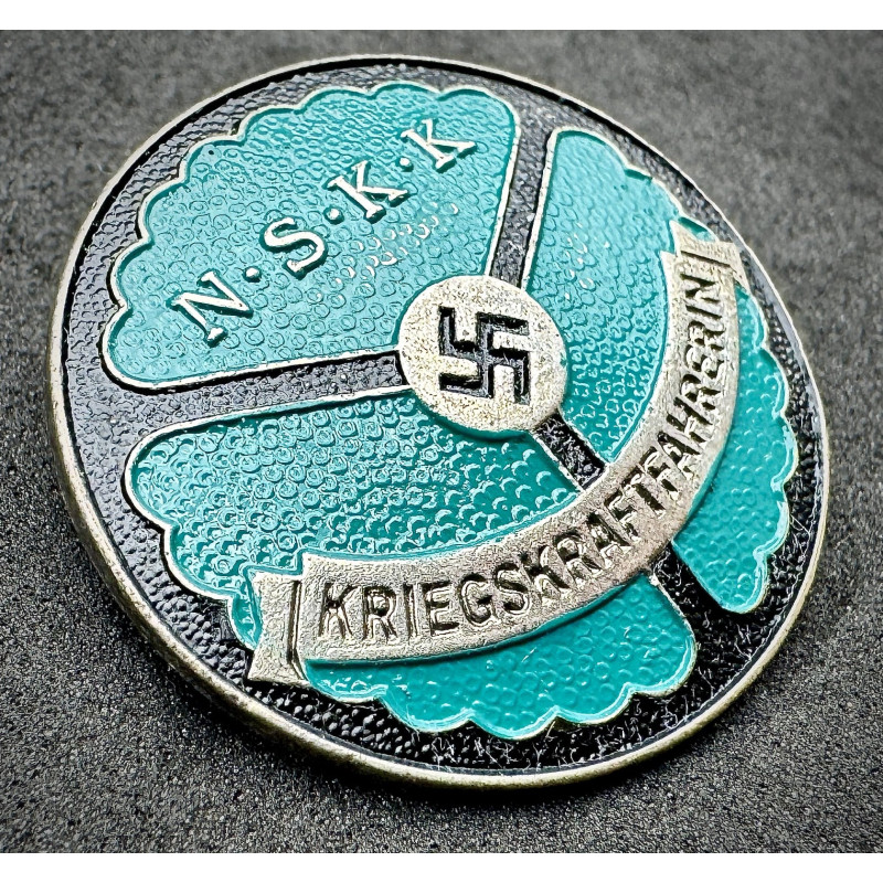 NSKK Kriegskraftfahrerin Abzeichen 2. Klasse