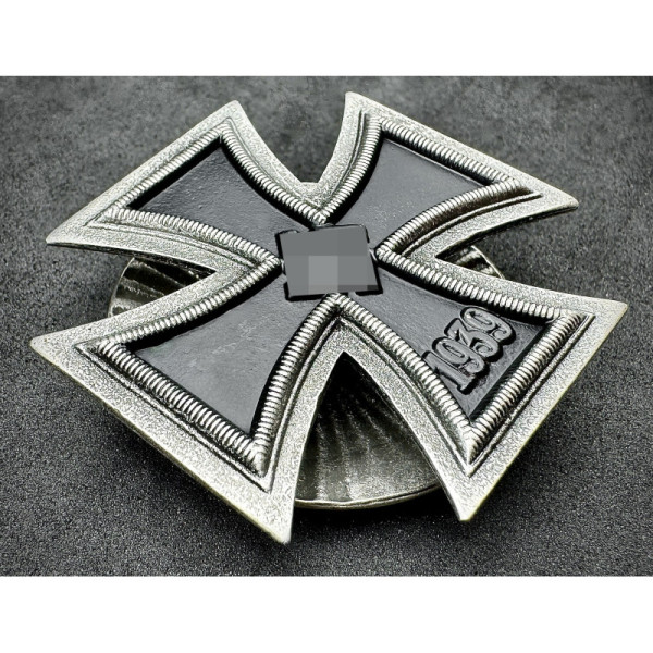 Eisernes Kreuz I. Klasse (EK1) - mit Schraube