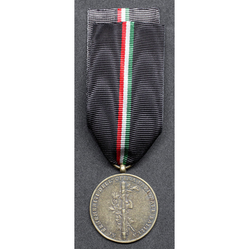 Medaille für verdiente Mitglieder der Nationalen Balilla-Oper