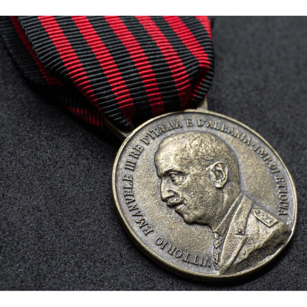 Erinnerungsmedaille an die italienische Expedition in Albanien - Modell Typ „B“ von Johnson