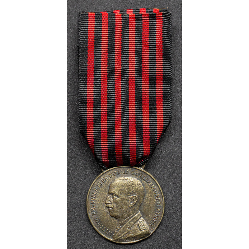 Erinnerungsmedaille an die italienische Expedition in Albanien - Modell Typ „B“ von Johnson