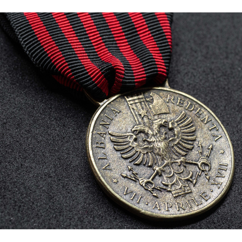 Erinnerungsmedaille an die italienische Expedition in Albanien - Modell Typ „B“ von Johnson