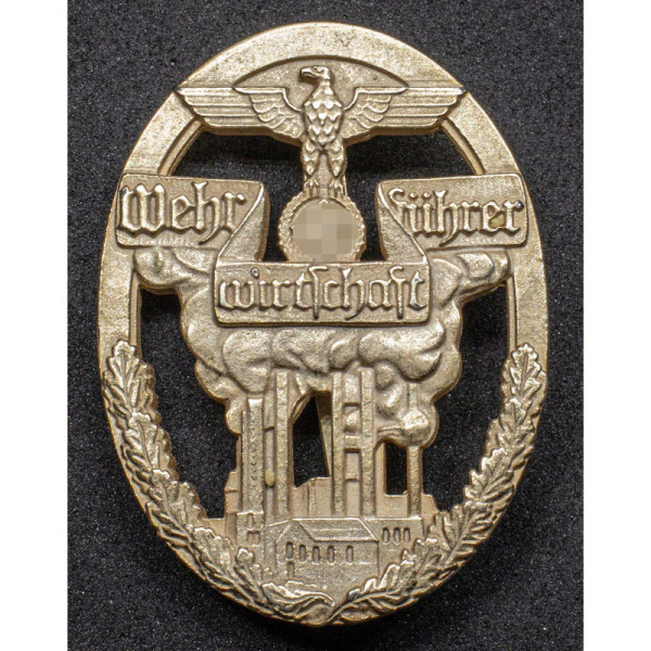 Wehrwirtschaftsführer Badge