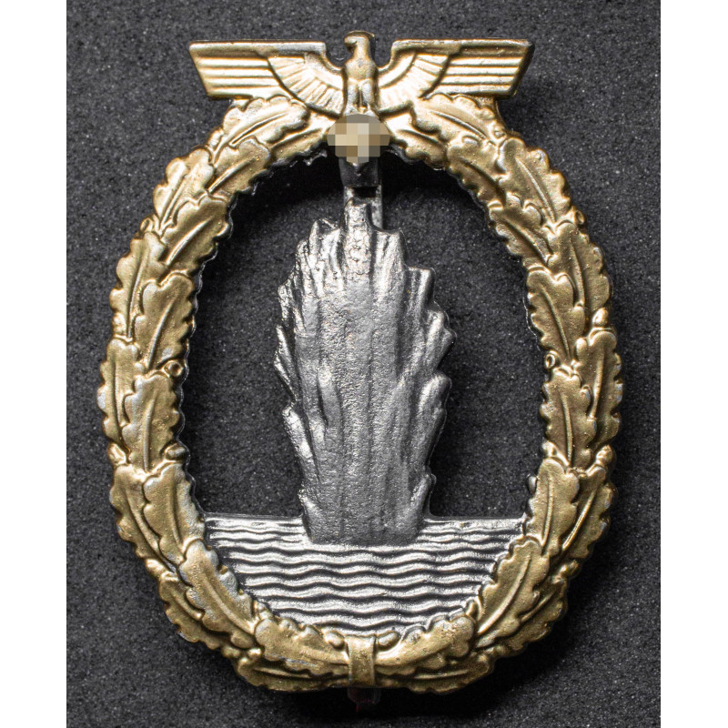 Distintivo Da Guerra Per Dragamine, Cacciatori Di Sommergibili E Navi Da Scorta