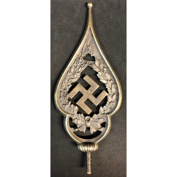 Fahnenspitze - Hakenkreuz