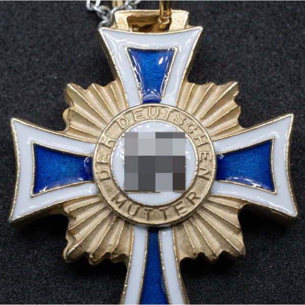 Halskette - Ehrenkreuz der Deutschen Mutter (Anhänger + Halskette)