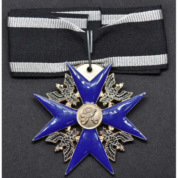 Der Hohe Orden vom Schwarzen Adler, Kreuz des Ordens