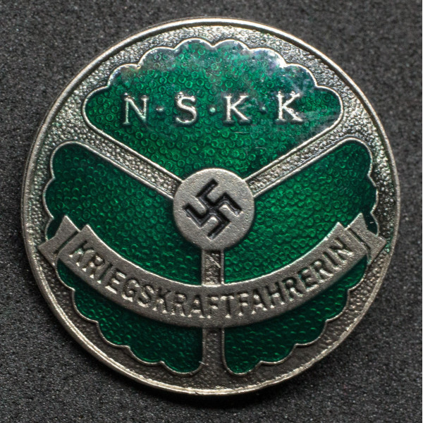 Distintivo NSKK Kriegskraftfahrerin (autista donna) 1ª classe