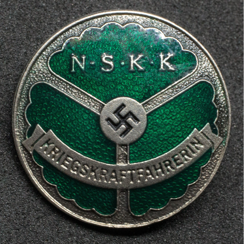 NSKK Kriegskraftfahrerin (female driver) Badge 1st Class