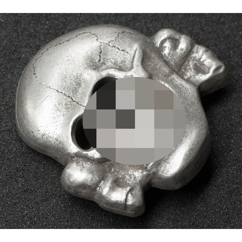 Waffen-SS Totenkopf für die Schirmmütze