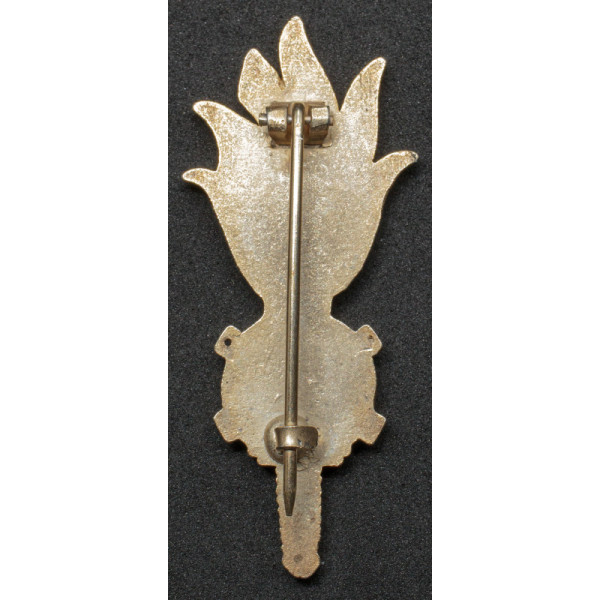 Badge of the Royal Italian Army Assault Engineers (Guastatori)