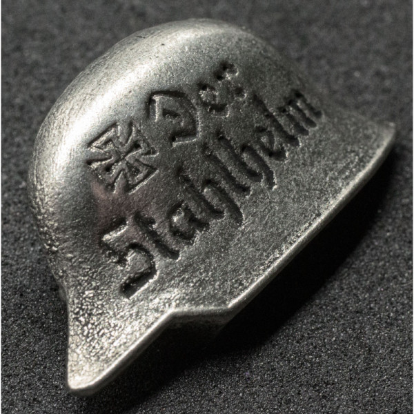 Distintivo - Der Stahlhelm