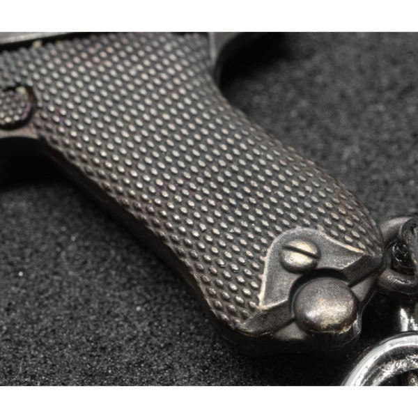 Luger P08 Schlüsselanhänger (Schwarze Griffschalen)