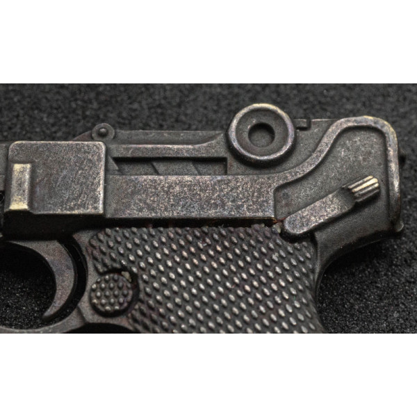 Luger P08 Schlüsselanhänger (Schwarze Griffschalen)