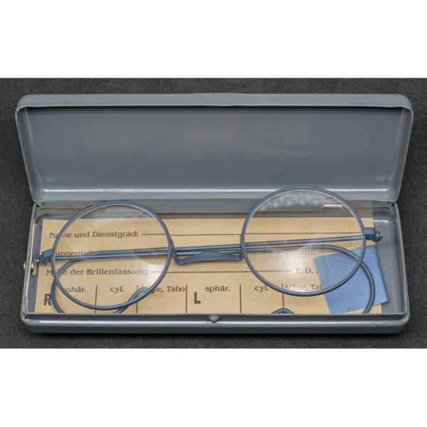 Dienstbrille WWII mit Etui