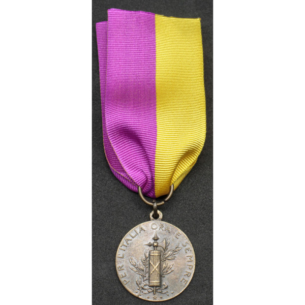 Commemorative Medal of the March on Rome - For Italy Now and Forever
