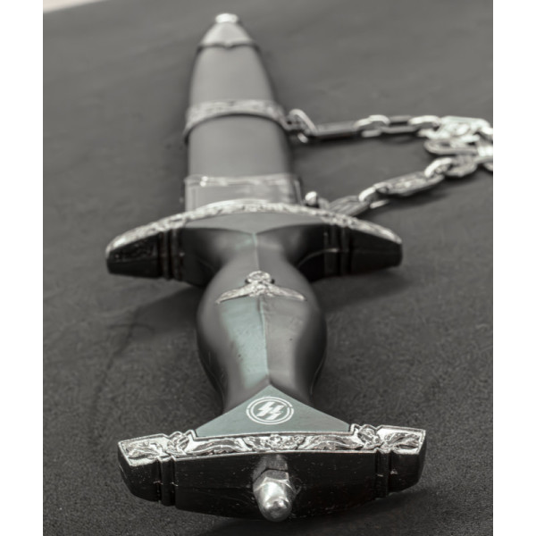 Dagger - Waffen SS with the Inscription “Alles für Deutschland”