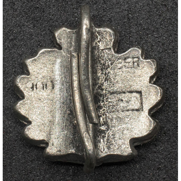 Ribbon Badge - Oak Leaves (Silver) 2