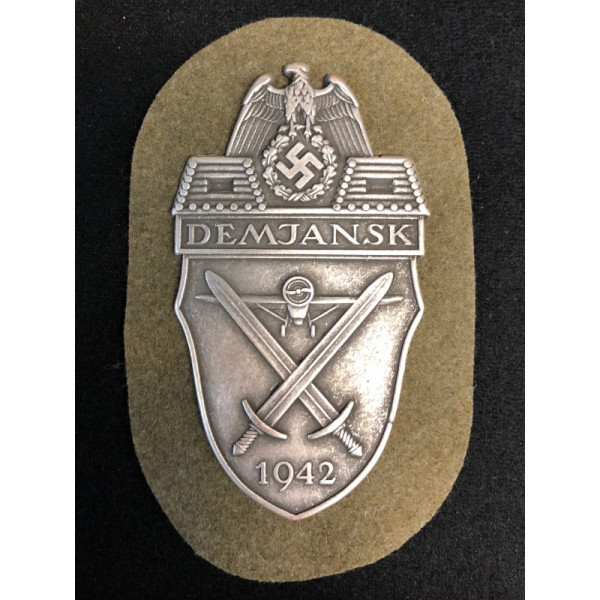 Demjansk 1942 Battle Shield
