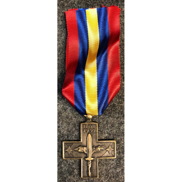 Kreuz für spanische Nationalität