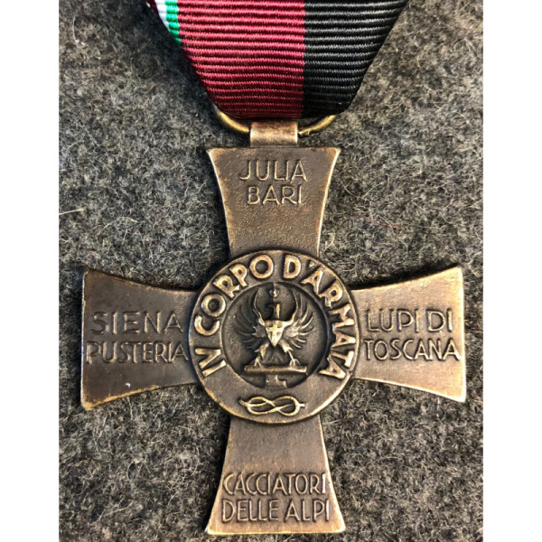 Croce commemorativa per il IV Corpo d'armata sul fronte greco-albanese
