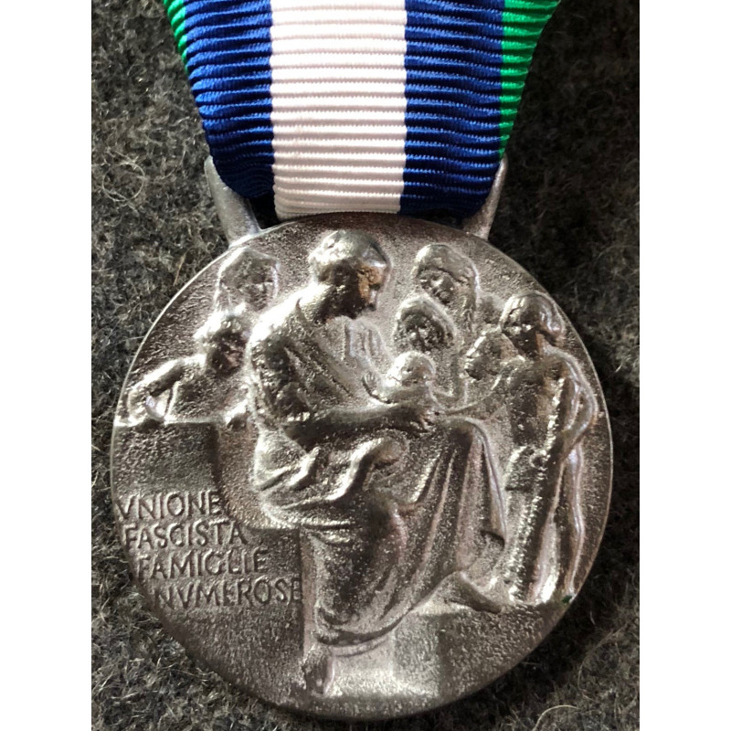 Medaglia d'onore per le madri di famiglie numerose