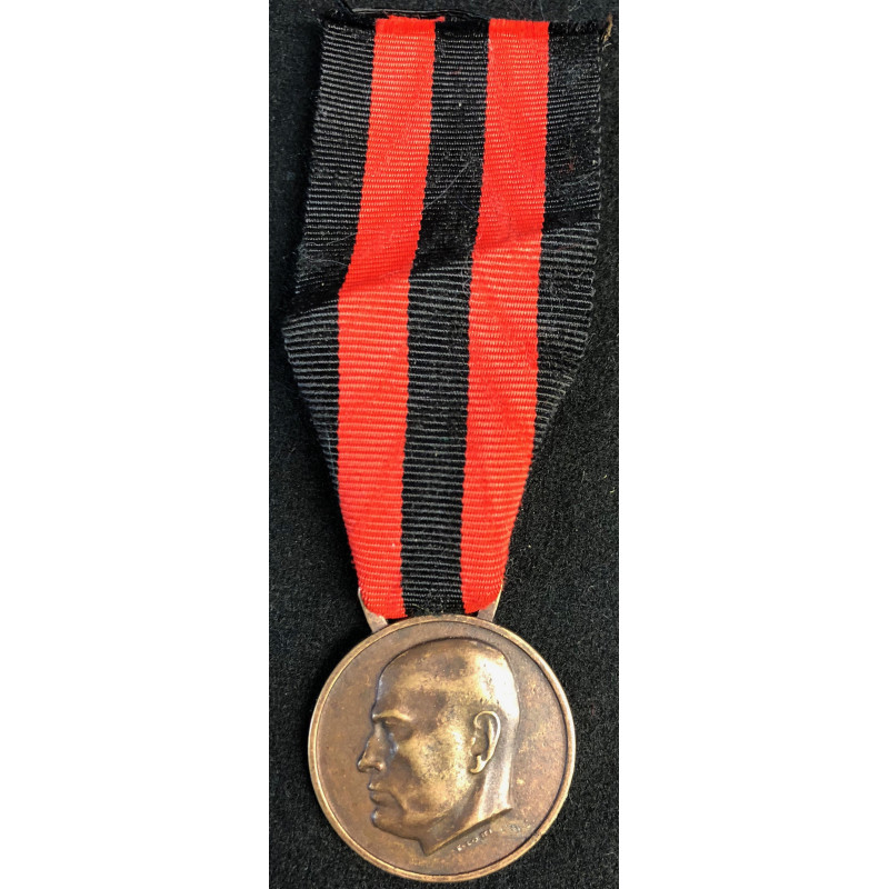 R.S.I. National Union Fighter Medal
