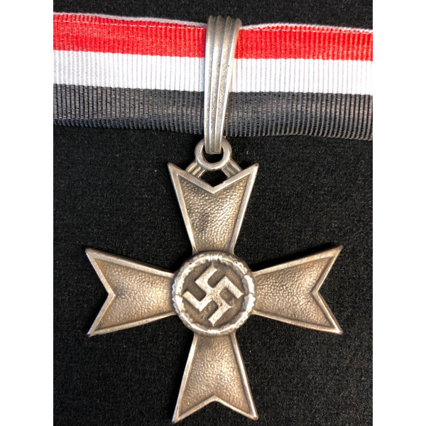 Croce di Cavaliere della Croce al Merito di Guerra - Senza Spade (Argento)